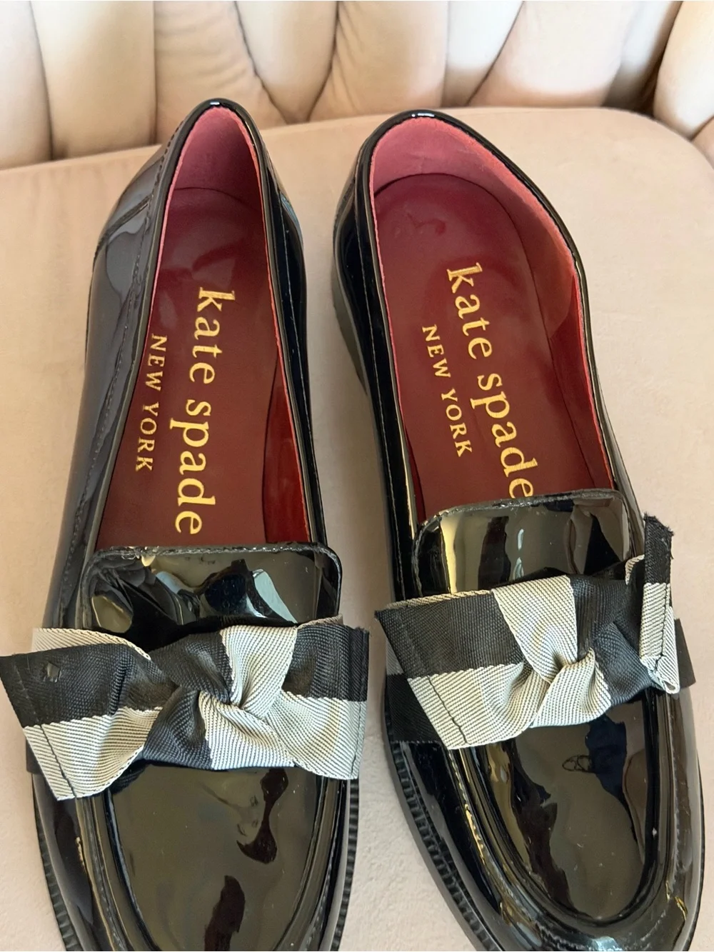 kate spade Leandra Black Patent Leather Loafers w/ Gray & Black Bow RETAIL $198